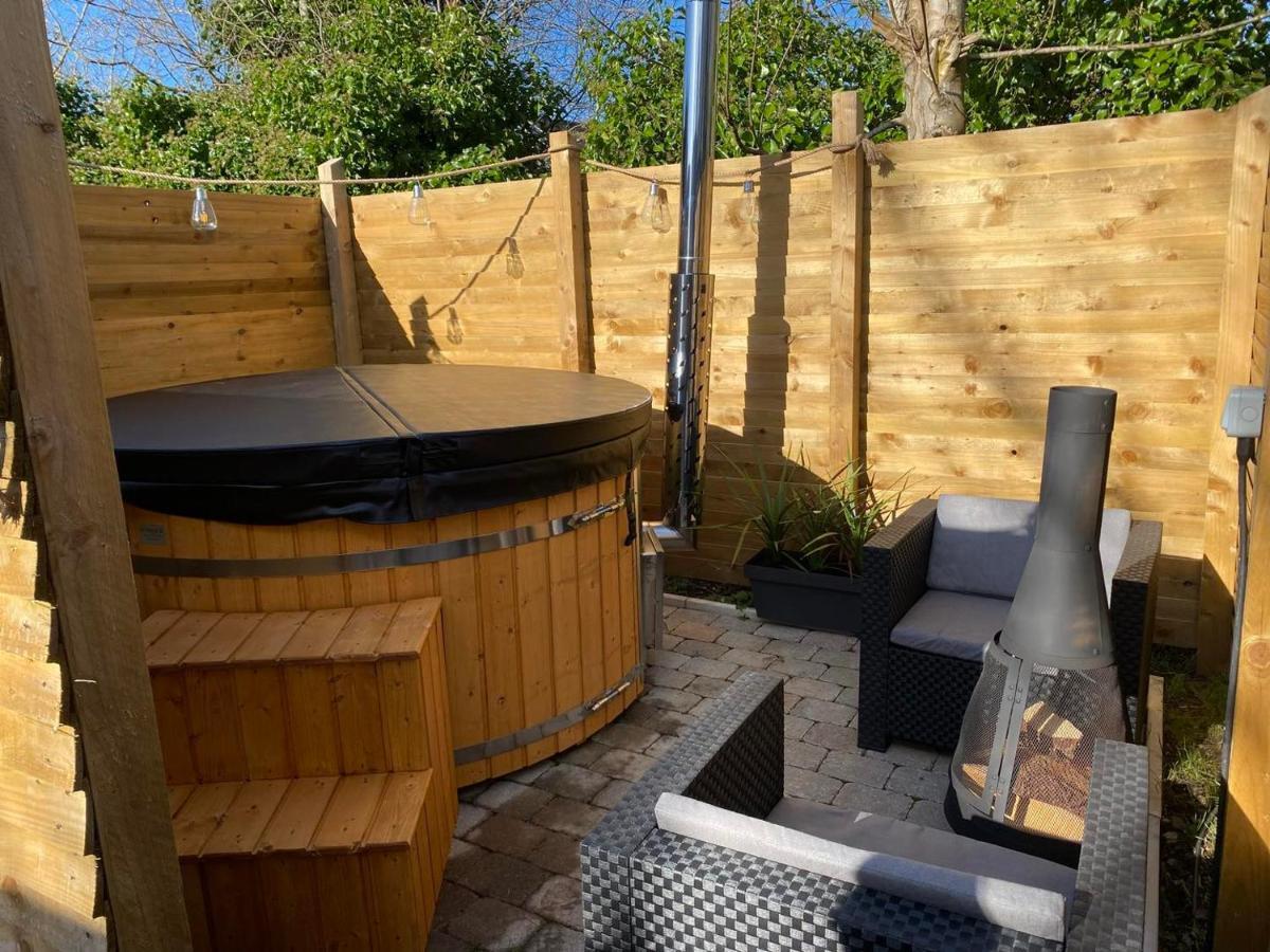 The Secret Garden - Hot Tub North Coast Stay Garvagh Exterior foto
